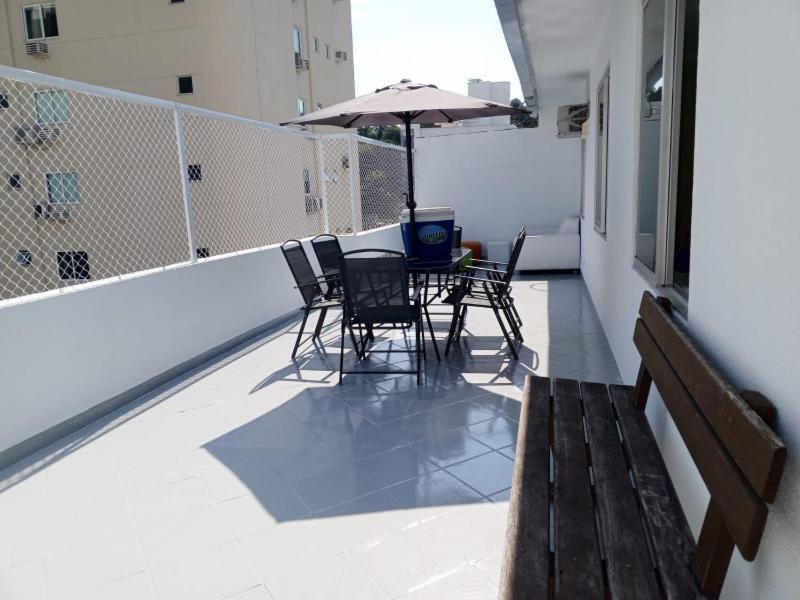 Apartamento Cobertura Em บัลเนอาริโอ กังโบริว ภายนอก รูปภาพ